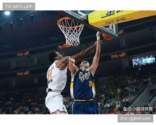 广厦前场篮板率9.8联盟前列,二次进攻机会创造能力强 广厦前场篮板率9.8联盟前列,二次进攻机会创造能力强
